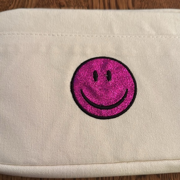 Bag Edge White Canvas Pouch with Pink Smiley Face - Picture 2 of 5